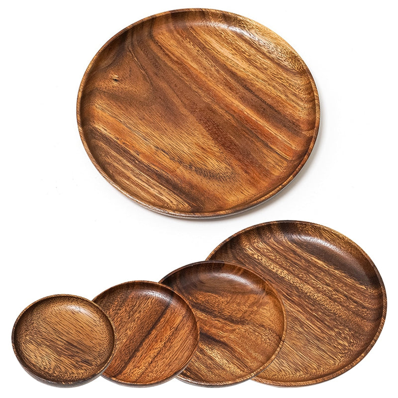 Drewniane ręcznie robione talerze z akacji