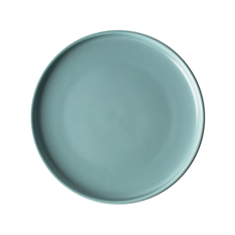Jednokolorowe talerze ceramiczne w skandynawskim stylu