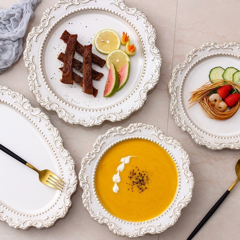 Ceramiczny zestaw stołowy w francuzskim stylu